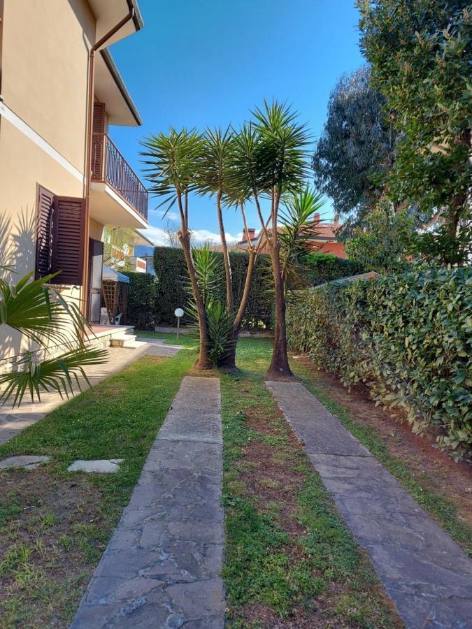 Villino Giuliana Villa Пиетрасанта Екстериор снимка